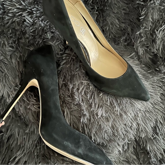 Aldo Black Suede Pointed Heels - Picture 5 of 8